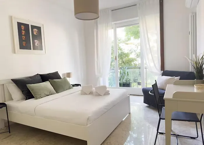 Casa vacanze Solari Design District- 4 Mega Siute *