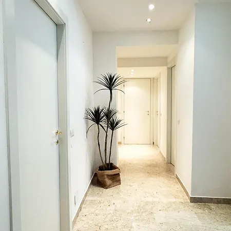 Solari Design District- 4 Mega Siute 度假居