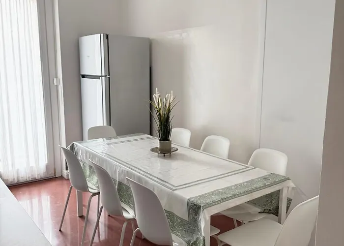 Solari Design District- 4 Mega Siute Vakantiehuis *